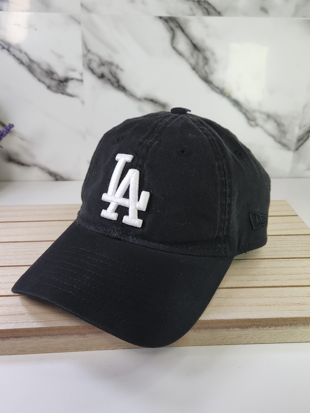 LA Cap, Los Angeles Dodgers Black MLB Hat with White LA Logo.